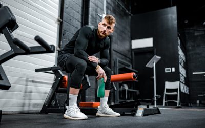 Los períodos de descanso más largos entre series mejoran la fuerza muscular y la hipertrofia en hombres entrenados en resistencia